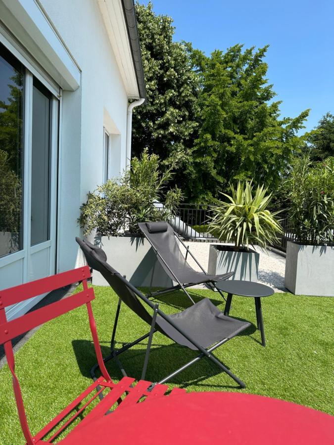 Logis Hotel & Restaurant Le Vert Bocage Franqueville-Saint-Pierre Exterior foto